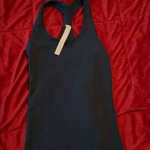 Lululemon top